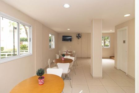 Apartamento para alugar com 67m², 2 quartos e 1 vagaÁrea comum - Salão de festas