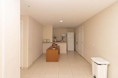 Apartamento para alugar com 67m², 2 quartos e 1 vagaÁrea comum - Salão de festas