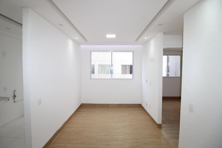 Sala de apartamento para alugar com 2 quartos, 35m² em Colônia (zona Leste), São Paulo