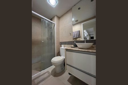 Banheiro de apartamento à venda com 1 quarto, 37m² em Santo Amaro, São Paulo
