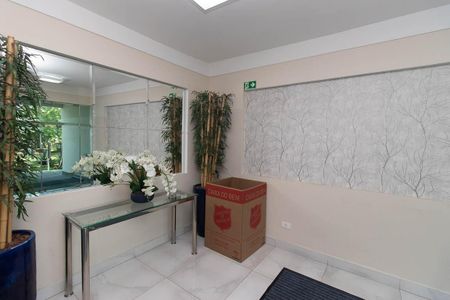 Apartamento à venda com 60m², 2 quartos e sem vaga Apartamento à venda com 60m², 2 quartos e sem vagaHall social