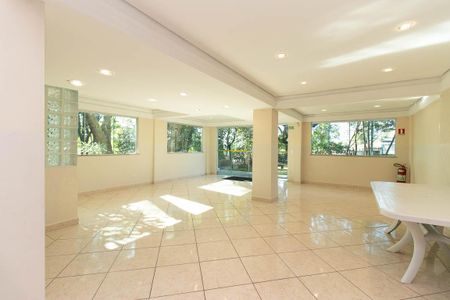 Apartamento à venda com 60m², 2 quartos e sem vaga Apartamento à venda com 60m², 2 quartos e sem vagaÁrea comum - Salão de festas