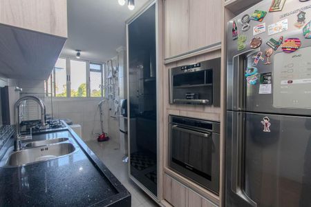 Apartamento à venda com 60m², 2 quartos e sem vaga Apartamento à venda com 60m², 2 quartos e sem vagaCozinha e Área de Serviço