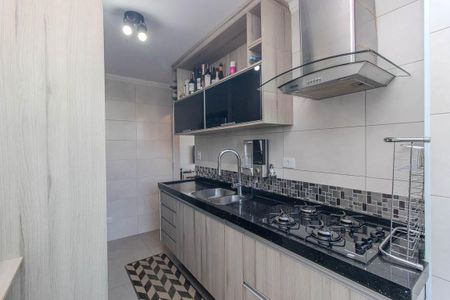 Apartamento à venda com 60m², 2 quartos e sem vaga Apartamento à venda com 60m², 2 quartos e sem vagaCozinha e Área de Serviço