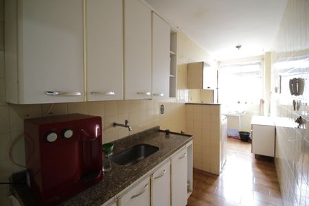 Apartamento à venda com 73m², 2 quartos e 1 vagaCozinha