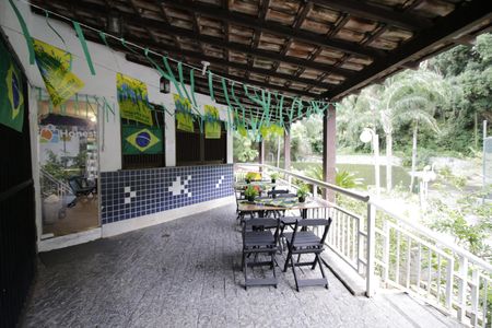 Apartamento à venda com 73m², 2 quartos e 1 vagabar