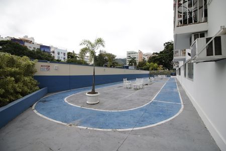 Apartamento à venda com 73m², 2 quartos e 1 vagapista de corrida