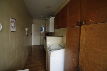 Apartamento à venda com 73m², 2 quartos e 1 vagaÁrea de Serviço