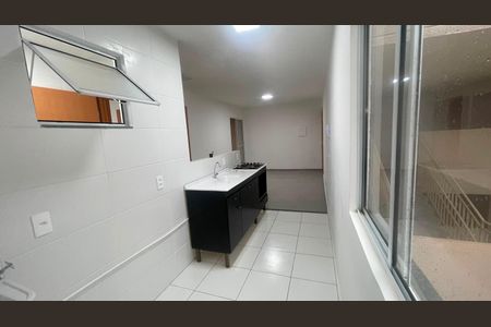 Apartamento para alugar com 47m², 2 quartos e 1 vagaCozinha e Área de Serviço