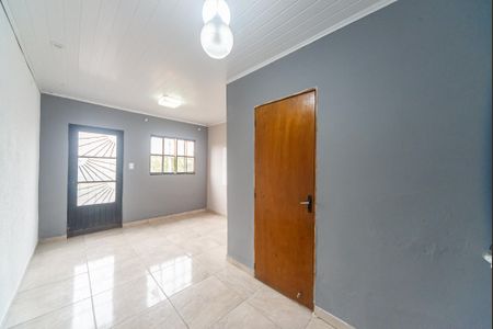 Casa para alugar com 55m², 1 quarto e sem vaga Casa para alugar com 55m², 1 quarto e sem vagaSala