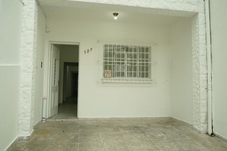 Garagem de casa para alugar com 2 quartos, 110m² em Vila Gomes Cardim, São Paulo