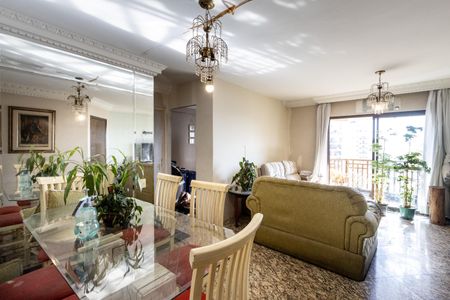 Apartamento para alugar com 94m², 3 quartos e 2 vagas Apartamento para alugar com 94m², 3 quartos e 2 vagasSala