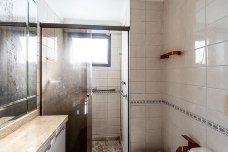 Apartamento para alugar com 94m², 3 quartos e 2 vagas Apartamento para alugar com 94m², 3 quartos e 2 vagasQuarto 2 - Banheiro da Suite