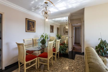 Apartamento para alugar com 94m², 3 quartos e 2 vagas Apartamento para alugar com 94m², 3 quartos e 2 vagasSala