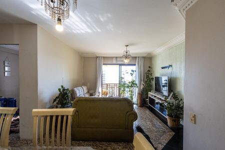 Apartamento para alugar com 94m², 3 quartos e 2 vagas Apartamento para alugar com 94m², 3 quartos e 2 vagasSala