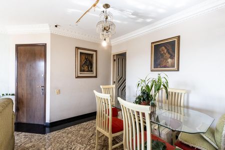 Apartamento para alugar com 94m², 3 quartos e 2 vagas Apartamento para alugar com 94m², 3 quartos e 2 vagasSala