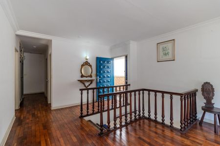 Casa à venda com 4 quartos, 261m² em Chácara Monte Alegre, São Paulo