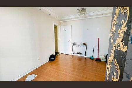 Sala de apartamento para alugar com 2 quartos, 50m² em Jardim Santa Izabel, Cotia