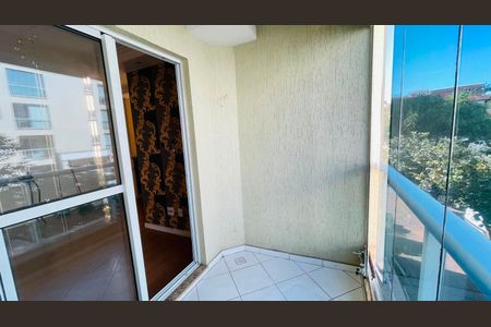 Sacada de apartamento para alugar com 2 quartos, 50m² em Jardim Santa Izabel, Cotia
