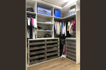 Casa à venda com 4 quartos, 226m² em Jardim Ipaussurama, Campinas