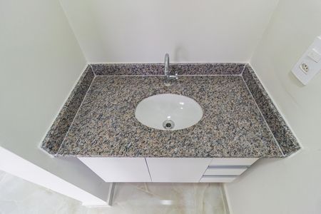 Detalhe - Banheiro de apartamento à venda com 2 quartos, 38m² em Canindé, São Paulo