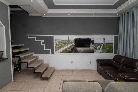 Casa para alugar com 180m², 4 quartos e 1 vagaSala