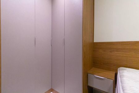 Quarto 2 de apartamento para alugar com 2 quartos, 40m² em Vila Carrão, São Paulo