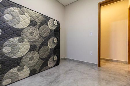 Quarto 1 de apartamento para alugar com 2 quartos, 40m² em Vila Carrão, São Paulo