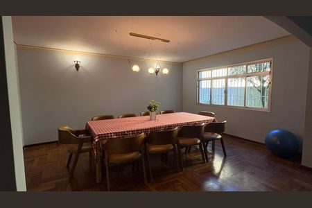 Casa para alugar com 3 quartos, 525m² em Interlagos, São Paulo