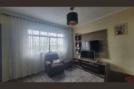Casa à venda com 150m², 3 quartos e 2 vagasSala
