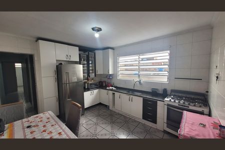 Casa à venda com 150m², 3 quartos e 2 vagasCozinha