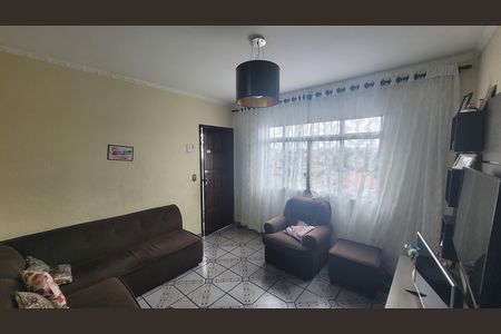 Casa à venda com 150m², 3 quartos e 2 vagasSala