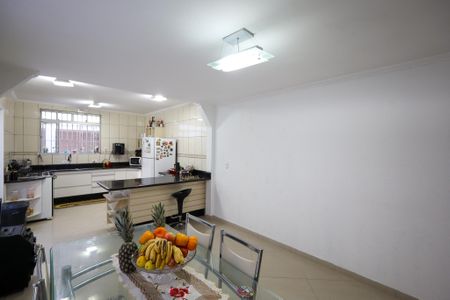 Casa para alugar com 128m², 3 quartos e 2 vagas Casa para alugar com 128m², 3 quartos e 2 vagasCozinha