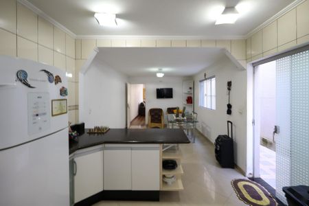 Casa para alugar com 128m², 3 quartos e 2 vagas Casa para alugar com 128m², 3 quartos e 2 vagasCozinha
