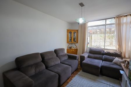 Casa para alugar com 128m², 3 quartos e 2 vagas Casa para alugar com 128m², 3 quartos e 2 vagas Sala