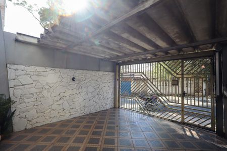 Garagem de casa para alugar com 3 quartos, 128m² em Vila Constancia, São Paulo