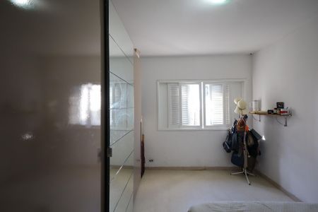 Casa para alugar com 128m², 3 quartos e 2 vagas Casa para alugar com 128m², 3 quartos e 2 vagasQuarto 1 - Suíte