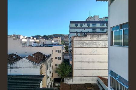 Apartamento à venda com 100m², 2 quartos e 1 vaga Apartamento à venda com 100m², 2 quartos e 1 vagaVista da Suíte