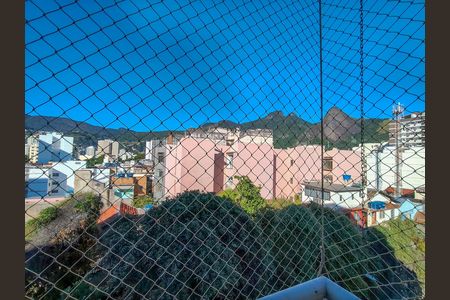 Apartamento à venda com 100m², 2 quartos e 1 vaga Apartamento à venda com 100m², 2 quartos e 1 vagaVista da Sala