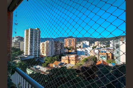 Apartamento à venda com 100m², 2 quartos e 1 vaga Apartamento à venda com 100m², 2 quartos e 1 vagaVista da Sala