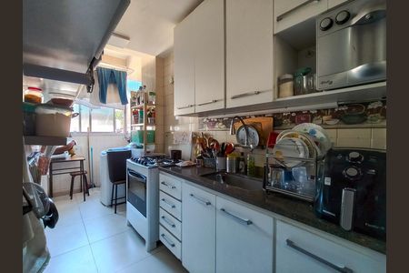 Apartamento à venda com 100m², 2 quartos e 1 vaga Apartamento à venda com 100m², 2 quartos e 1 vagaCozinha