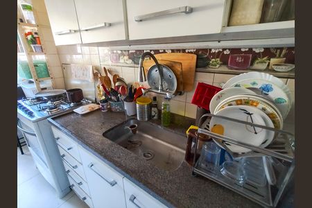 Apartamento à venda com 100m², 2 quartos e 1 vaga Apartamento à venda com 100m², 2 quartos e 1 vagaCozinha