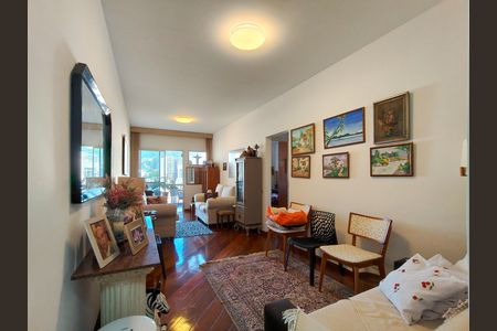 Apartamento à venda com 100m², 2 quartos e 1 vaga Apartamento à venda com 100m², 2 quartos e 1 vagaSala