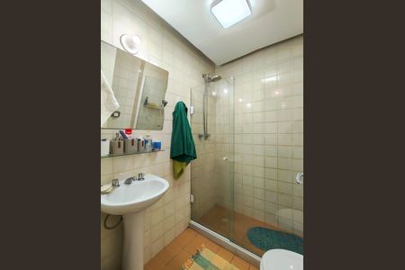 Apartamento à venda com 100m², 2 quartos e 1 vaga Apartamento à venda com 100m², 2 quartos e 1 vagaBanheiro Corredor