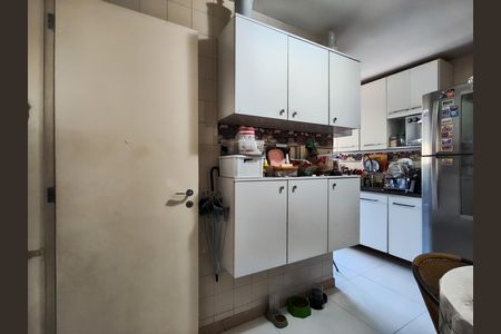 Apartamento à venda com 100m², 2 quartos e 1 vaga Apartamento à venda com 100m², 2 quartos e 1 vagaCozinha