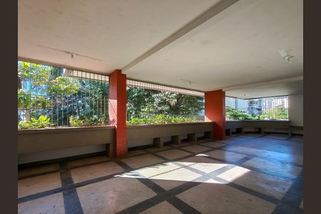Apartamento à venda com 100m², 2 quartos e 1 vaga Apartamento à venda com 100m², 2 quartos e 1 vagaÁrea comum - Playground