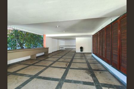 Apartamento à venda com 100m², 2 quartos e 1 vaga Apartamento à venda com 100m², 2 quartos e 1 vagaÁrea comum - Playground