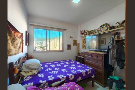 Apartamento à venda com 100m², 2 quartos e 1 vaga Apartamento à venda com 100m², 2 quartos e 1 vagaQuarto