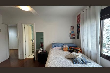 Apartamento à venda com 174m², 4 quartos e 3 vagas Apartamento à venda com 174m², 4 quartos e 3 vagasQuarto 3 - Suíte 3