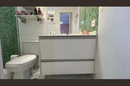 Apartamento à venda com 174m², 4 quartos e 3 vagas Apartamento à venda com 174m², 4 quartos e 3 vagasBanheiro Suíte 4